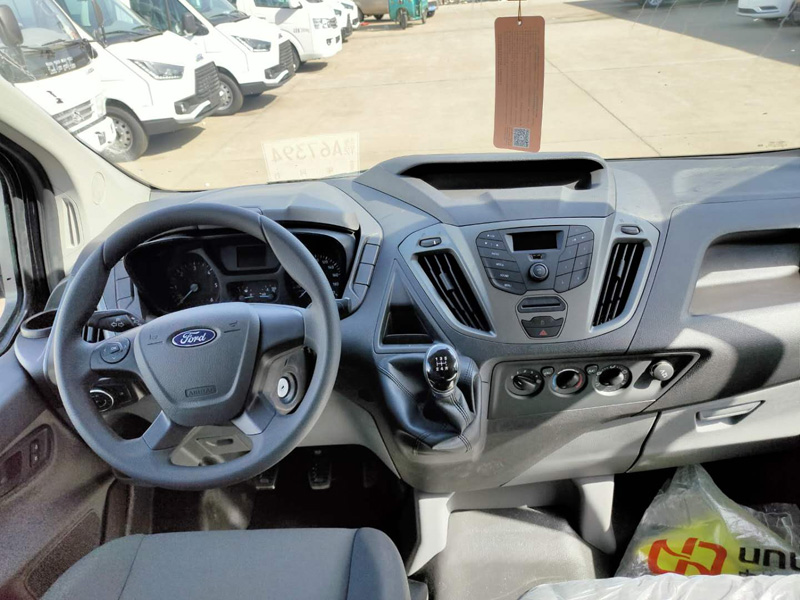 福特新全顺殡葬服务车（汽油）图片4